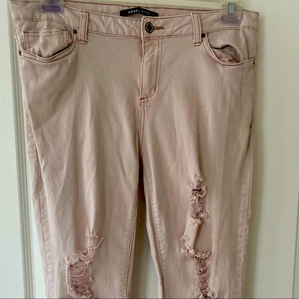 Light pink crop jeans